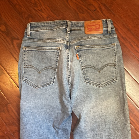 Levi’s high rise skinny jeans - Picture 3 of 4